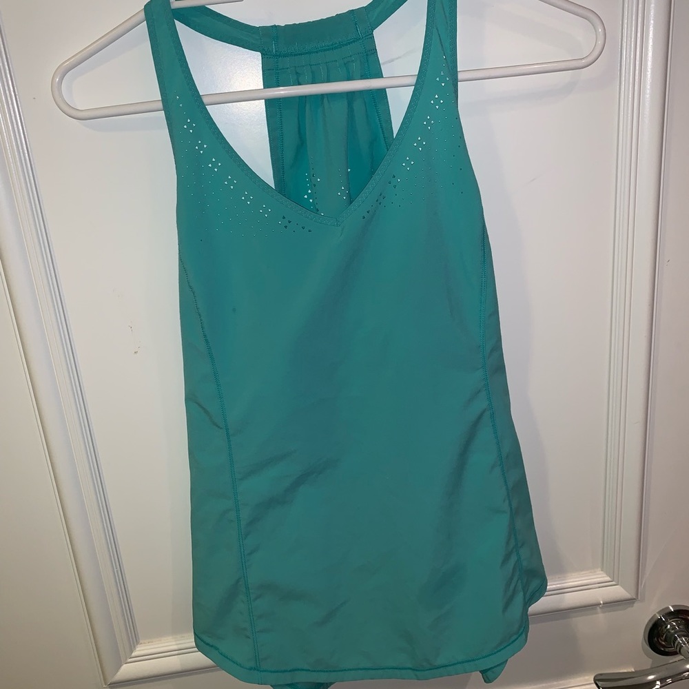 Lululemon Tank size 6